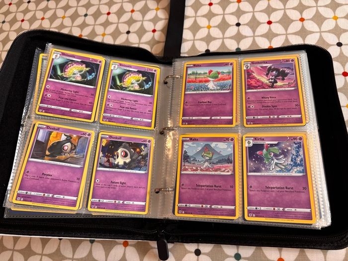 Pokemon folder and cards