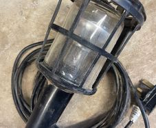 220v Lead Lamp