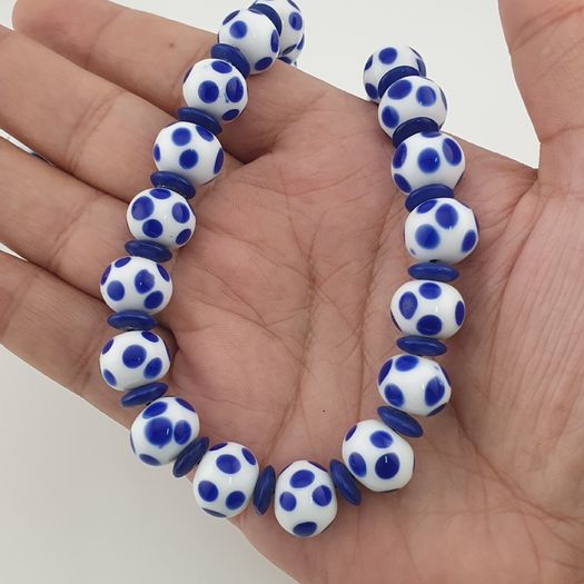 Antique Venetian Style White Blue Dotted Glass Beads Necklace