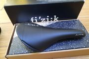 Fizik Aliante R5 K:ium Black Edition