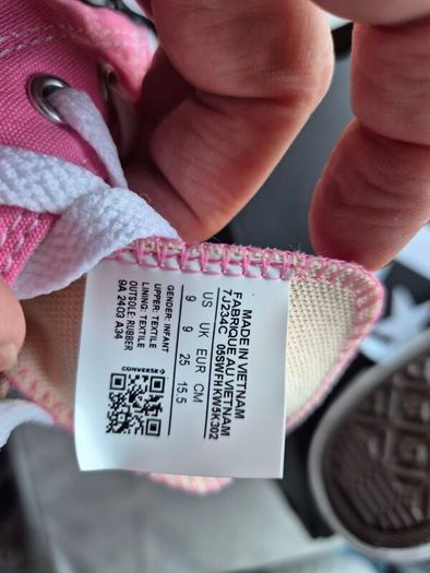 Kids Converse All Stars Pink