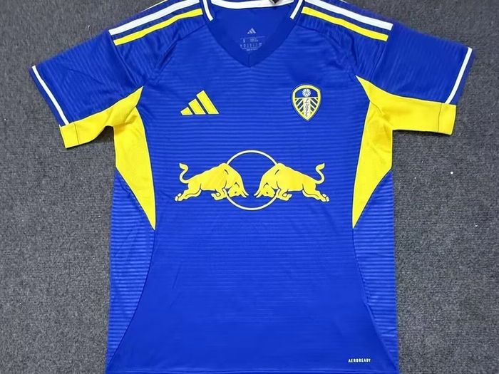 Leeds away  jerseys  season 25/26