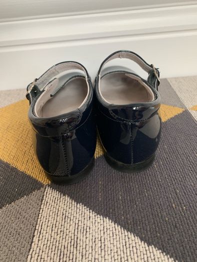 Navy TNY shoes