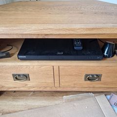 Oak tv unit
