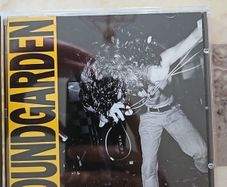 Soundgarden CD - Louder Than Love