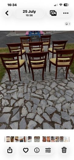 Mahogony table, 8 chairs, mahogony display cabinet