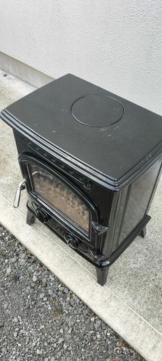solid fuel stove