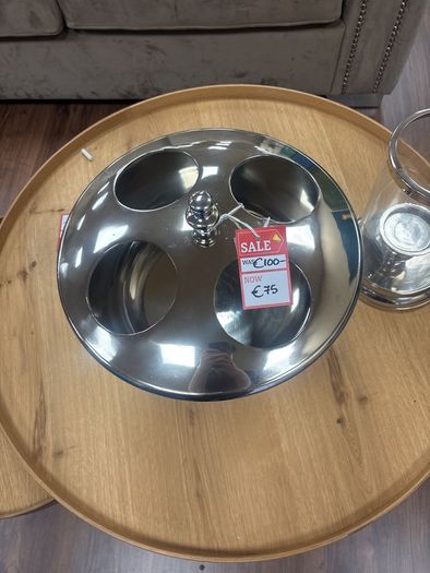 Champagne holder