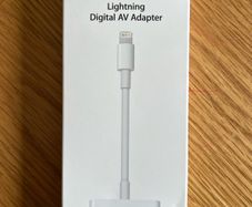 Apple Lightning AV Adapter