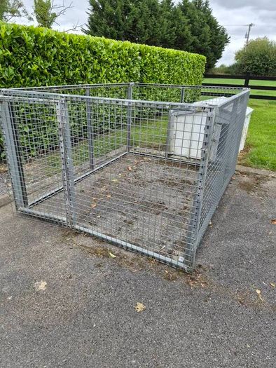 Heavy Duty Galvanised Dog enclosure