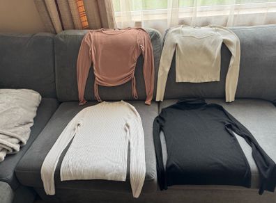 4 Long Sleeve tops, Size S