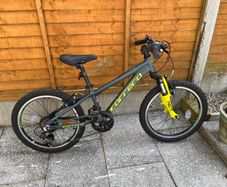 Carrera Blast 22"