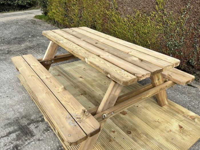 Heavy Duty 6 Person Picnic Bench For Sale in Kilbarrack, Dublin from