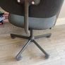 Office desk and swivel chair Image 2