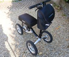 knee walker KneeScoot Quad 4 All Terrain knee scooter