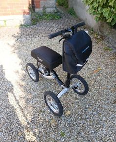 knee walker KneeScoot Quad 4 All Terrain knee scooter