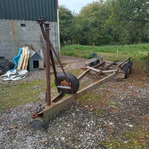 large boat trailer up to about 30ft capacity