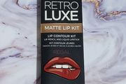 Revolution Retro Luxe Matte Lip Kit - Regal - New