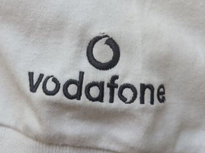 2000/02 Manchester United Umbro Polo Shirt Vodafone large