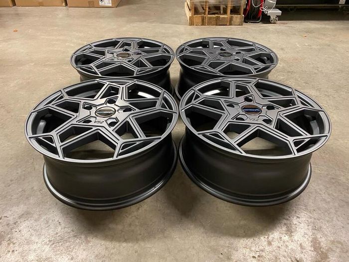 20" Inch Motion R VS2 Alloy wheels Ford Transit Custom Van centre bore 65.1 5x160 Gunmetal