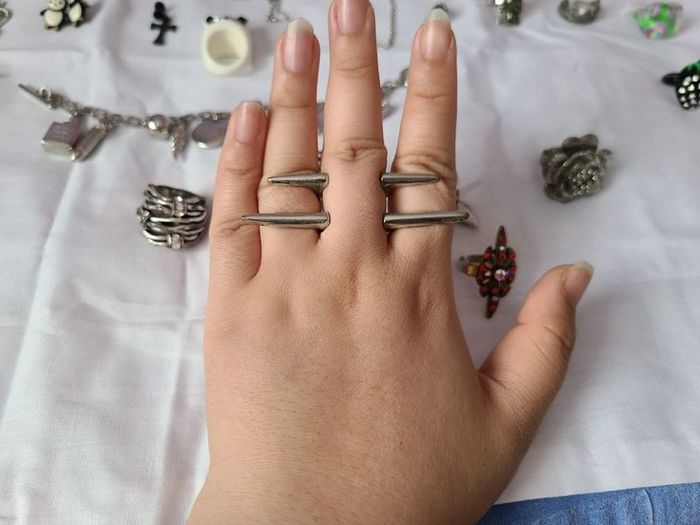 jewelleries 1 euro each or 50 euro for all
