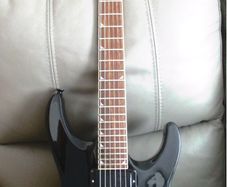 Jackson Dkmg / dkgmt MIJ super strat /w Fishman mod pickups