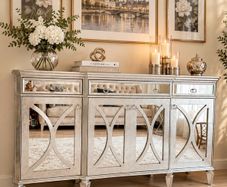 Mirrored elegant sideboard