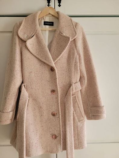 Beautiful wool coat -size 10 by Betty Barclay collection