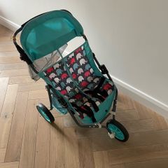 Toy twin buggy