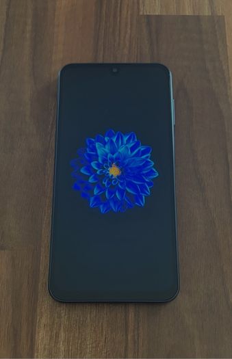 Samsung Galaxy A16 Mint Condition (Like New!) Dual SIM & Unlocked + Premium Case