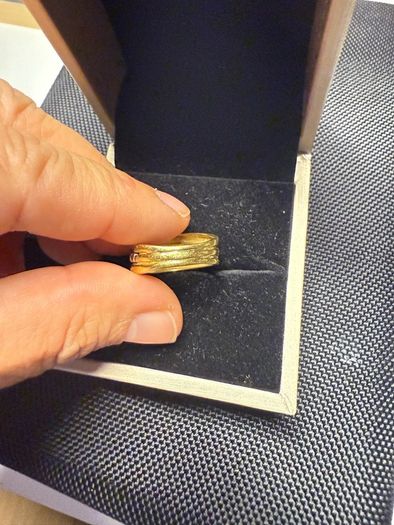 Diamond Eternity Band 18k Gold