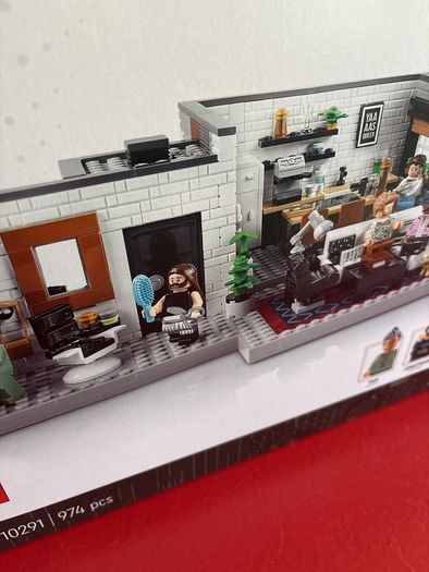 lego Fab 5 loft 10291 NEW