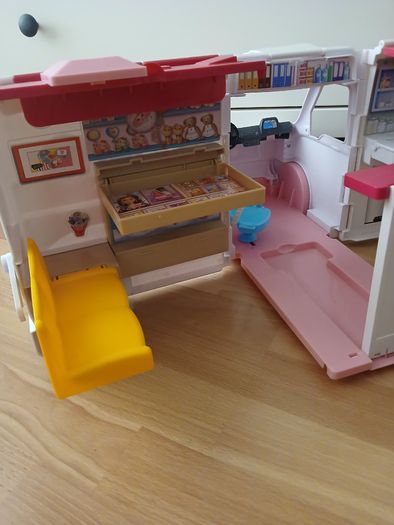 Barbie ambulance with sounds foldable clinic