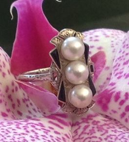 Antique Art Deco 14 Carat White Gold Akoyia Pearl Ring