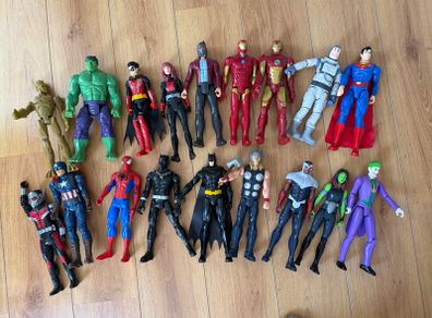 Marvel Action Figures 30cm - plus accessories
