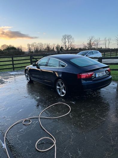 Breaking Audi a5 2010