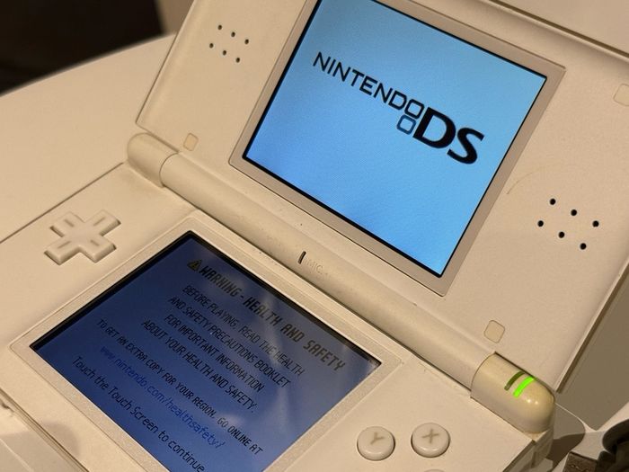 Nintendo DS Lite White Console