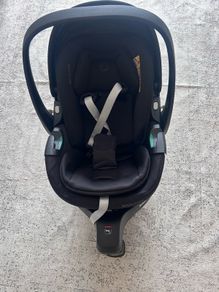 Maxi-Cosi Pebble 360 Pro Seat & FamilyFix 360 Pro Sliding Base Bundle - Black