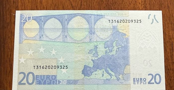 European Union 20 Euro Prefix T 2002 Banknote