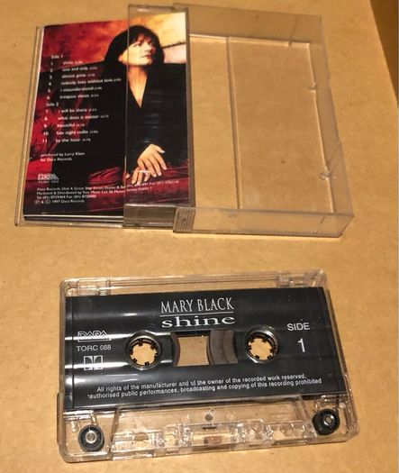 Mary Black - Shine (1997) cassette