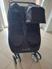 Baby jogger double buggy