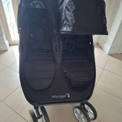 Baby jogger double buggy