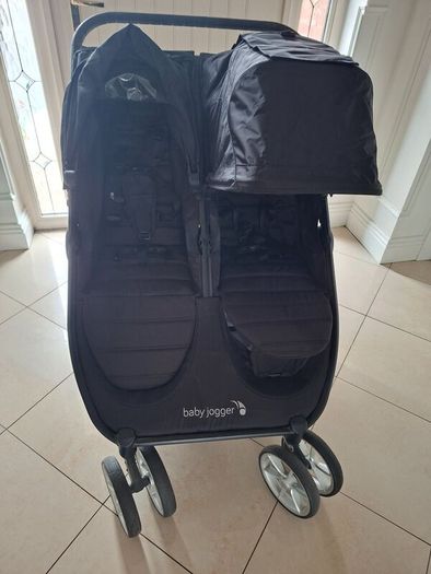 Baby jogger double buggy