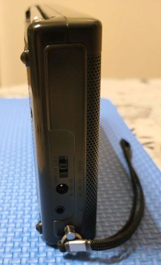 Radio Panasonic RF-B45, perfect working condition+case. 36 years old radio.