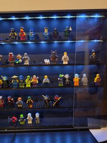 lego minifigures
