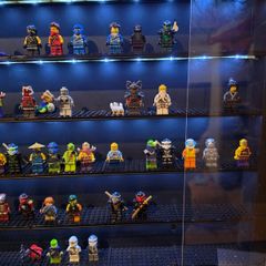 lego minifigures