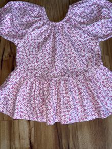 Girls top age 9-10 like new!