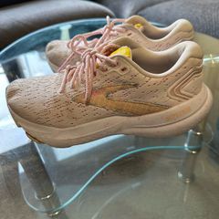 Brooks women's trainers
