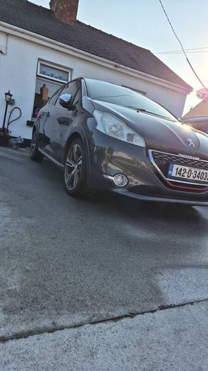 2014 Peugeot 208