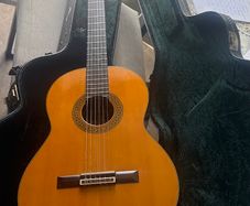 Classical Guitar (Japan) with Hard Case